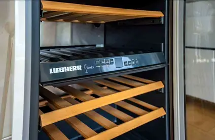 Leibherr Dual temperature wine fridge