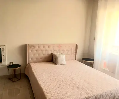 Pan emirates king size bed with medical mattress