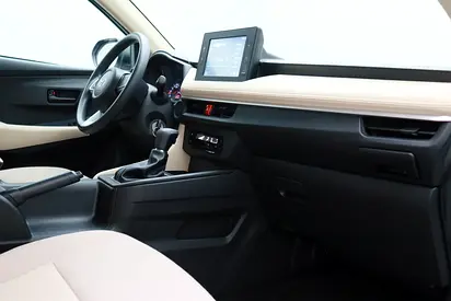 Toyota Yaris E, миниатюра 13