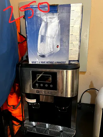 Ice maker and crusher