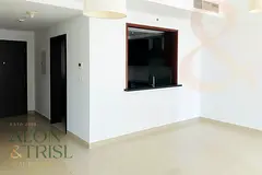 Heart of City | Elegant 1Bedroom | Vacant