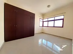 Spacious 2bhk Balcony Wardrobe Near Nesto 42k