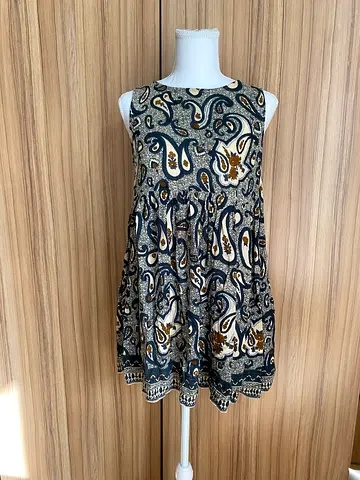 River Island top S-M