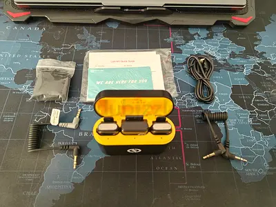 Hollyland Lark M1 Combo Wireless Microphone Like New! - with bill, box and all accessories untouched