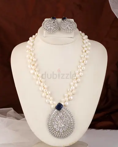 Elegant Pearl Necklace and Earring Set