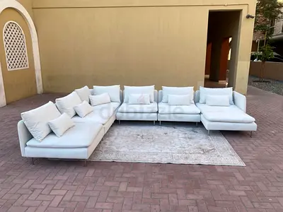 Elegant L-Shaped Sectional Sofa in Soft Blue