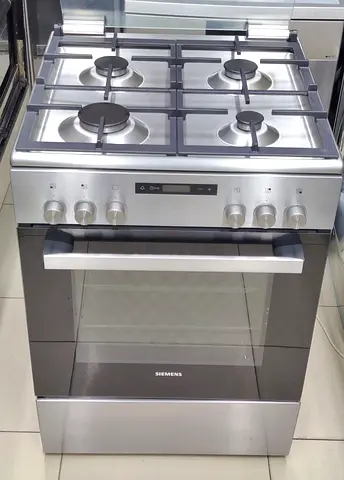 Siemens top four burner gas electric oven size 60cm