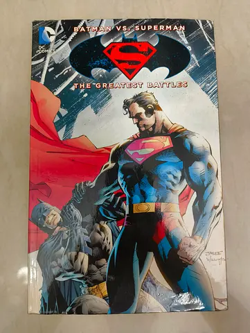 Batman vs Superman: The Greatest Battles Comic Book