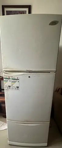 Toshiba 3 door refrigerator