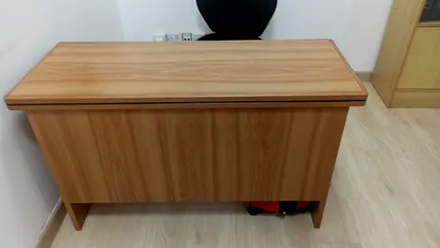 Sturdy Wooden Office Desk for Sale, tottly item sale please msg call me any need
