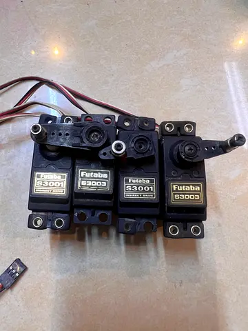 Futaba Servos for RC Models - Set of 4