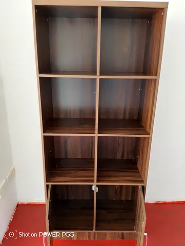 Stylish Storage Bookcase with Multiple Compartments
