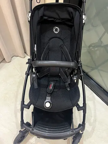 Bugaboo Bee 6 with bassinet and rain cover