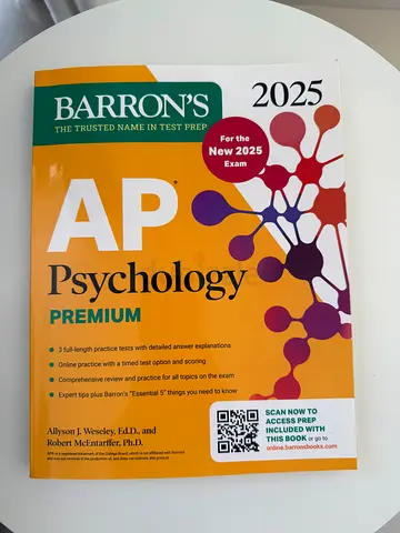 AP psychology (Barron’s) 2025  Myers’ Psychology (4th edition)