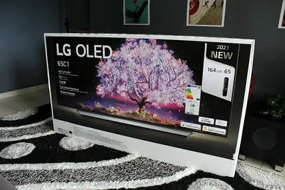 LG OLED 65” C1 Series 4K UHD Smart TV Like New Burj Khalifa