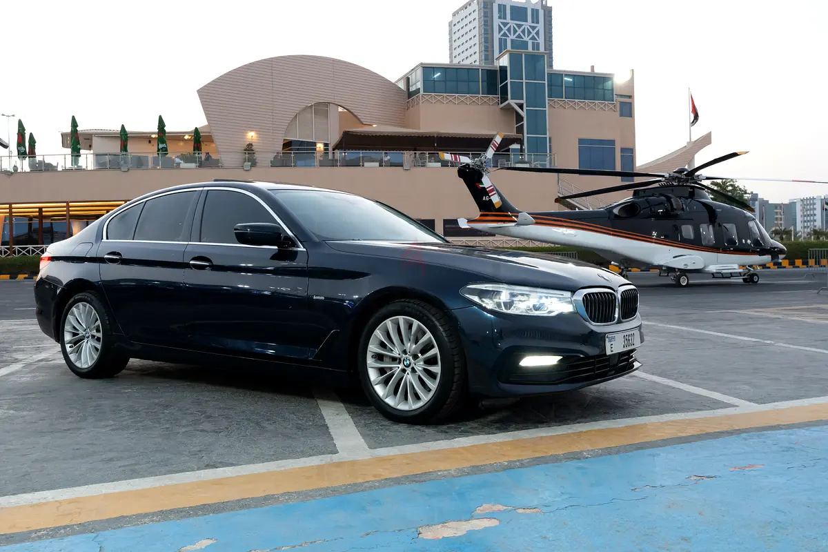 530i Luxury Line