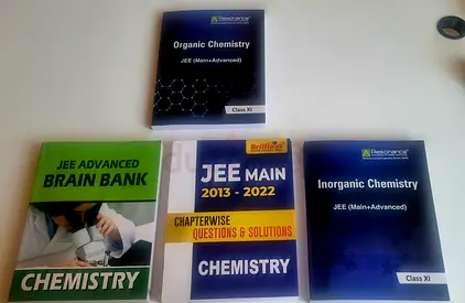 Set of JEE Main Chemistry Books and Study Guides