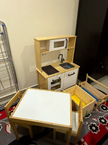 Ikea kitchen for kids  2 Desk
