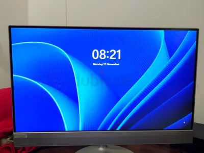 Lenovo IdeaCentre AIO 520 – 23.8” IPS | i5 | Radeon 530