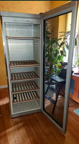 Miele latest model large wine fridge 120 capacity