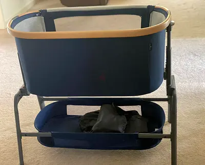 baby cot