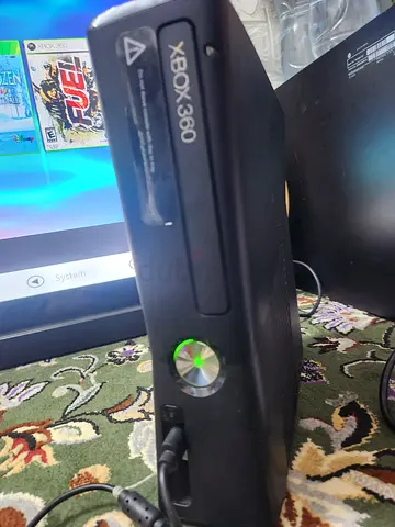 Microsoft Xbox 360 Console with 2 controller  and kinetic and 74 games for Sale