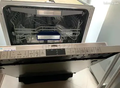 Siemens iq700 latest model 3 racks built-in dishwasher fully integrated