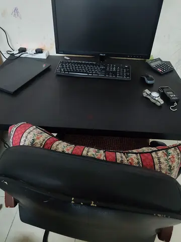Computer table