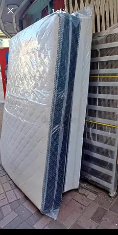 180x200cm King size mattress with topper foam.  24/7 delivery available