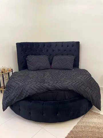 Round velvet bed for sell
