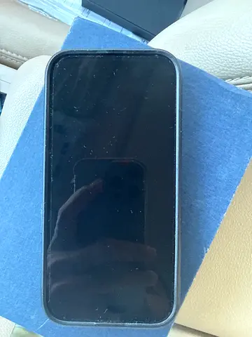 iPhone 14 Pro - 256 GB 74% battery