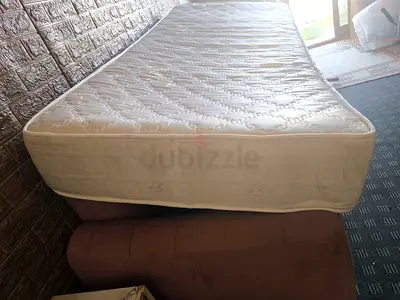 Comfortable single matress