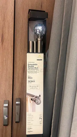 Stylish Extendable Curtain Rod with Decorative Finial