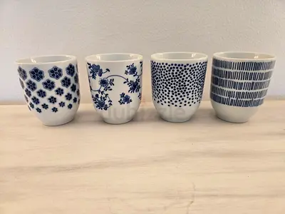 Beautiful Set of Four Decorative Tea Cups