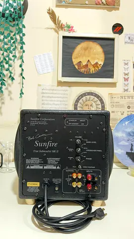 Sunfire True Subwoofer MK-II-120V-2700 watts RMS-10 Drivers + Passive Radiator