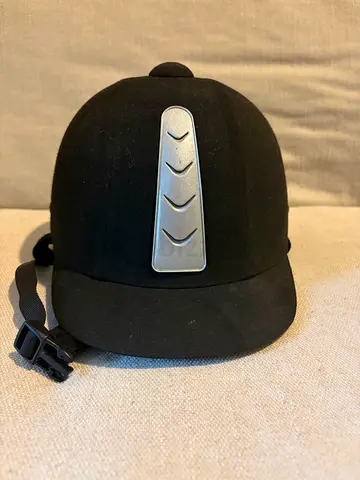 Horseriding helmet