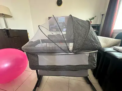 Baby crib