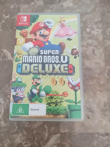 Super Mario Bros. U Deluxe for Nintendo Switch - Immaculate Condition!