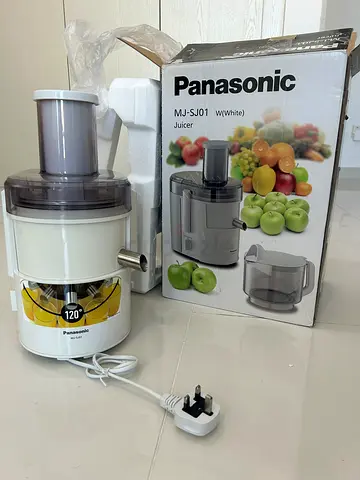 Panasonic MJ-SJ01 Centrifugal Juicer - Quick and Easy Juice Maker