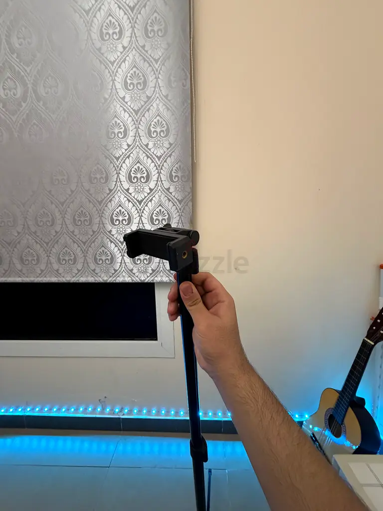 Phone tripod65073401552387112
