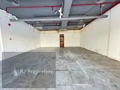 Hot OFFER LUXURY shop on the road very prime lecation ready to move only jest 150k
