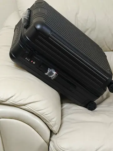 Suitcase Carry on