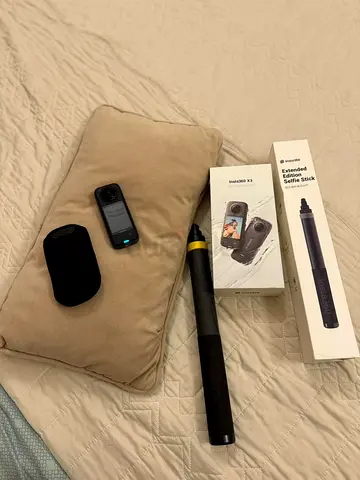 Insta360 X3 Bundle with Extended Selfie Stick with box ACTION CAMERA and accessories