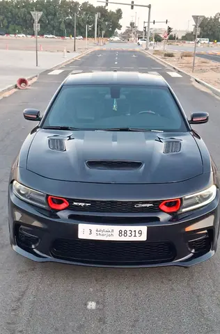 Dodge Charger 2021 V6 body kit ( SRT ) in excellent condition