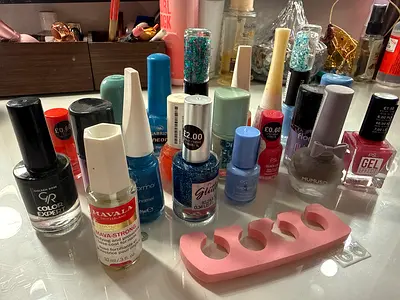 Colorful Nail Polish + Strong Base Coat for Nails