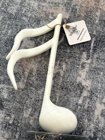 Nice statue for sale