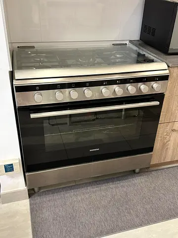 Seimens 5 hobs Full Gas cooker 90cm Excellent condition
