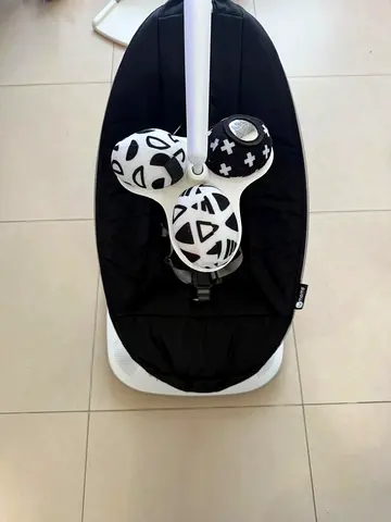 MamaRoo Comfortable Baby Swing
