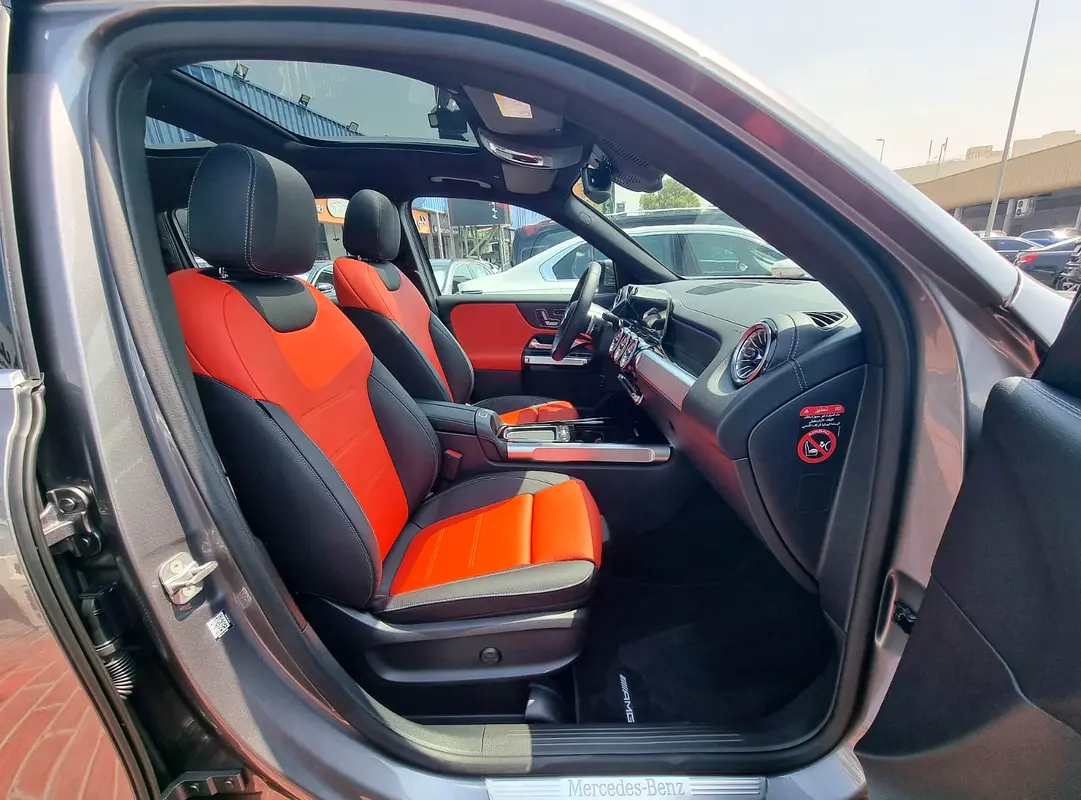 Mercedes-Benz GLB-Class 2025