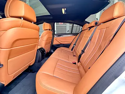 2023 BMW 5-SERIES 缩略图 8